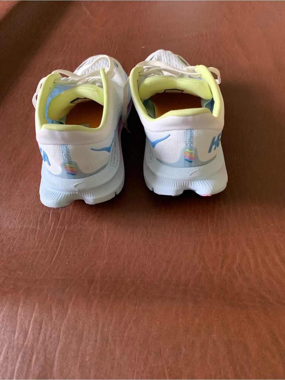 HOKA Women's Kawana Shoes Size 7 - Picture 3 of 7